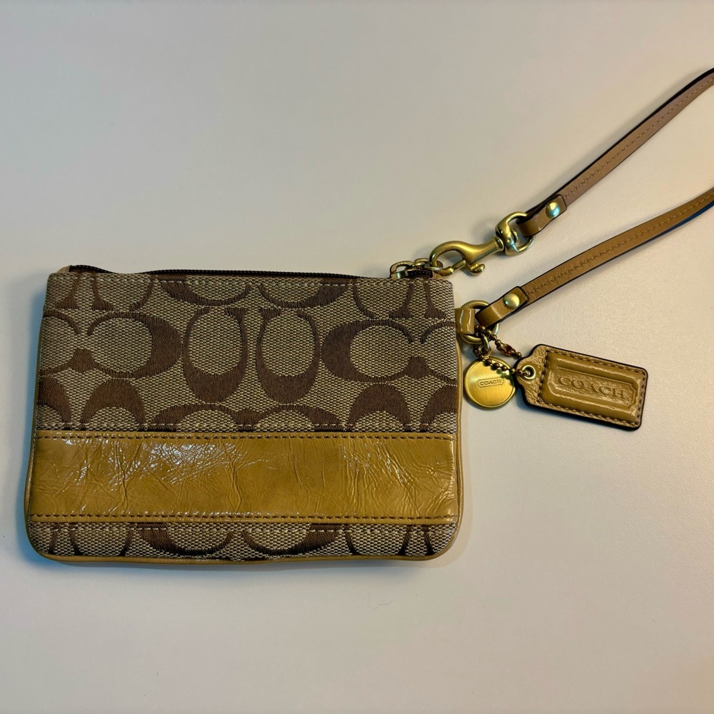 Coach Signature LOGO Brown Wristlet CO849-41637